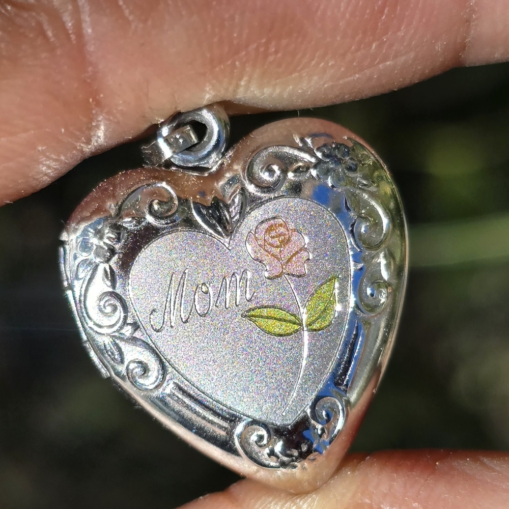Solid Sterling Silver 925 Heart Mom Engraved Lock… - image 3